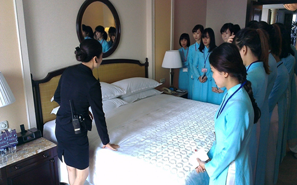 Máy bộ đàm trong khu nghỉ dưỡng, khách sạn, nhà nghỉ