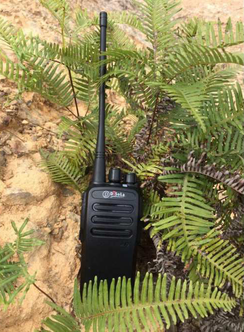 sử dụng máy bộ đàm cho quán cafe