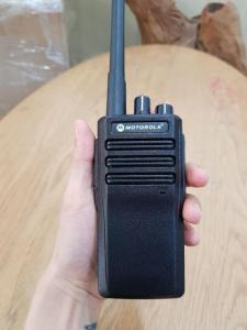 Máy bộ đàm Motorola TX 8000